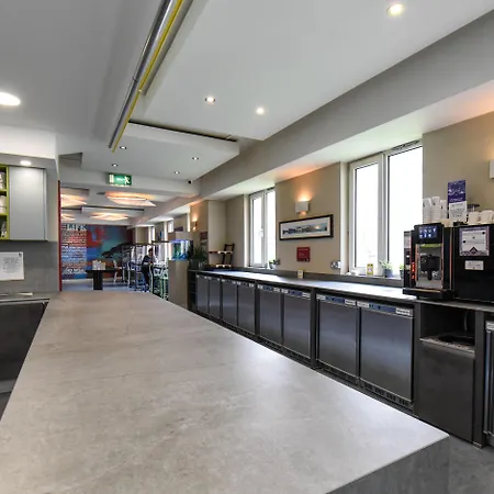 Kinlay Eyre Square Ostello